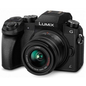 Panasonic Mirrorless Camera device photo