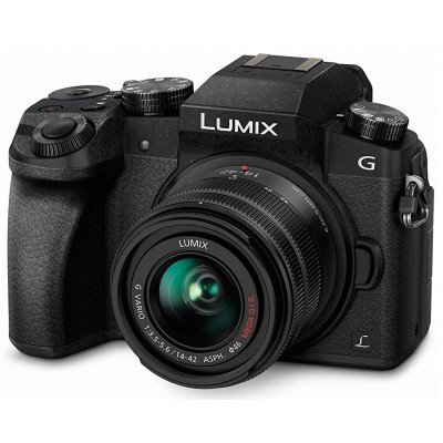 Panasonic Mirrorless Camera device photo