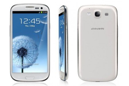 Is the Samsung Galaxy SIII a Good Buy? A Summary of Reviews