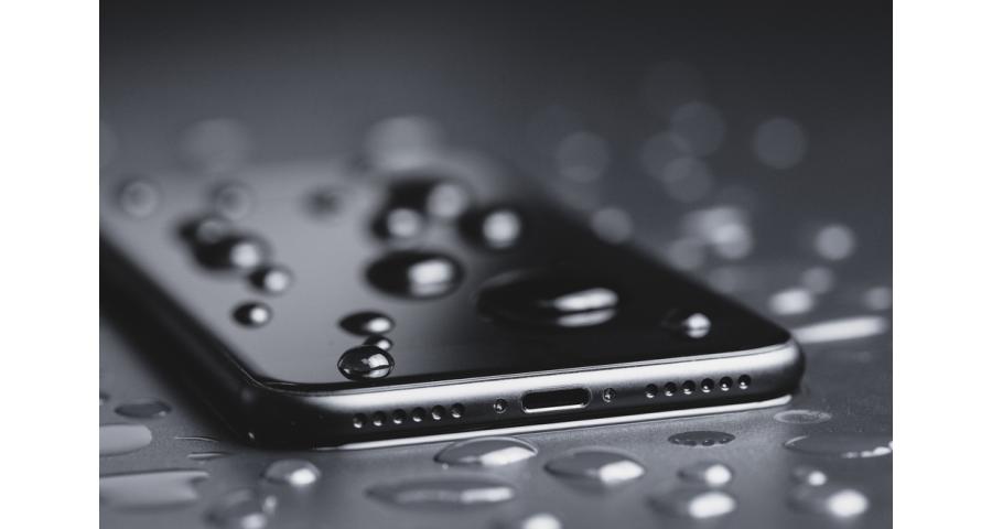 The Biggest Indicators That Your iPhone Has Water Damage
